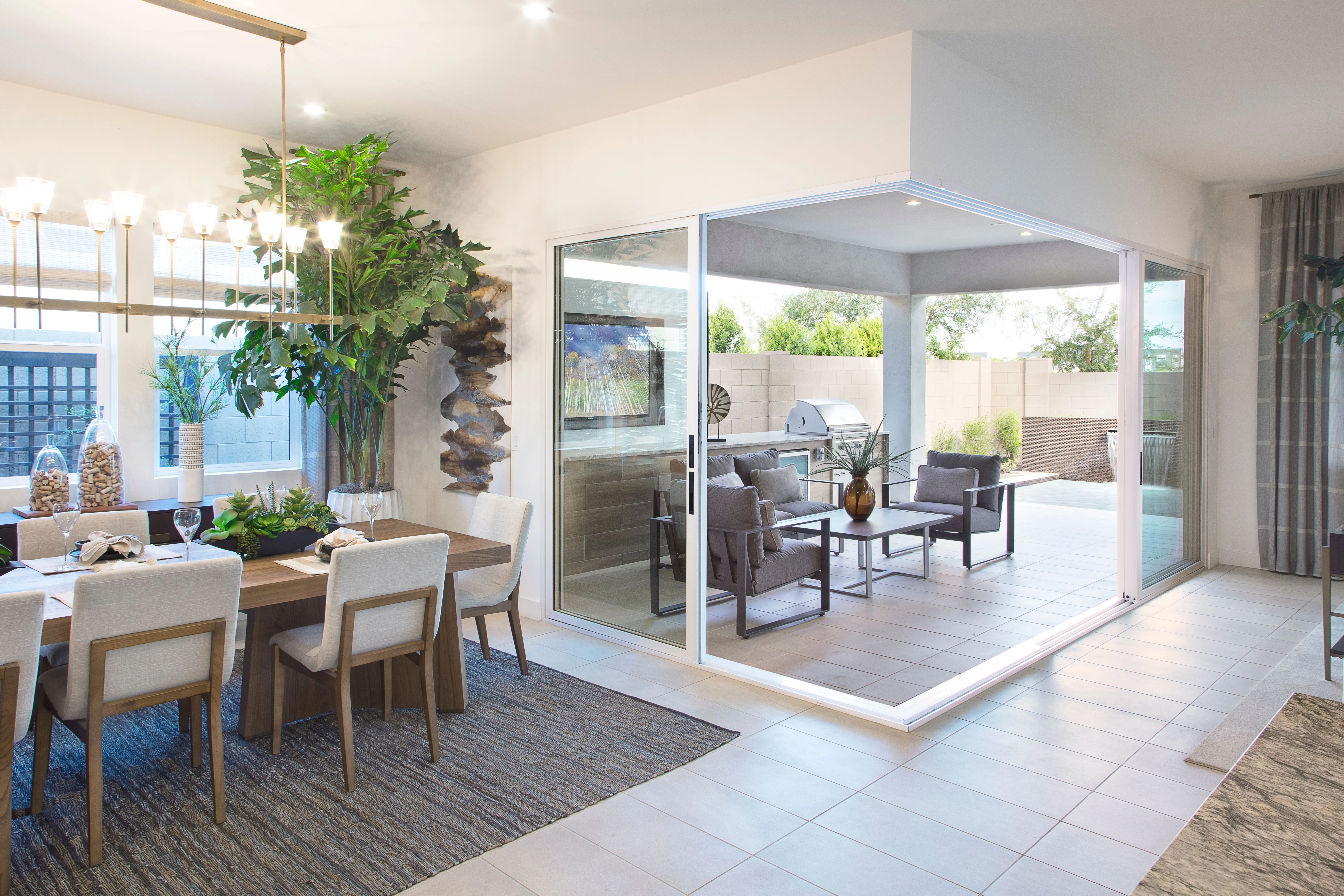 VX350 Moving Glass Walls window